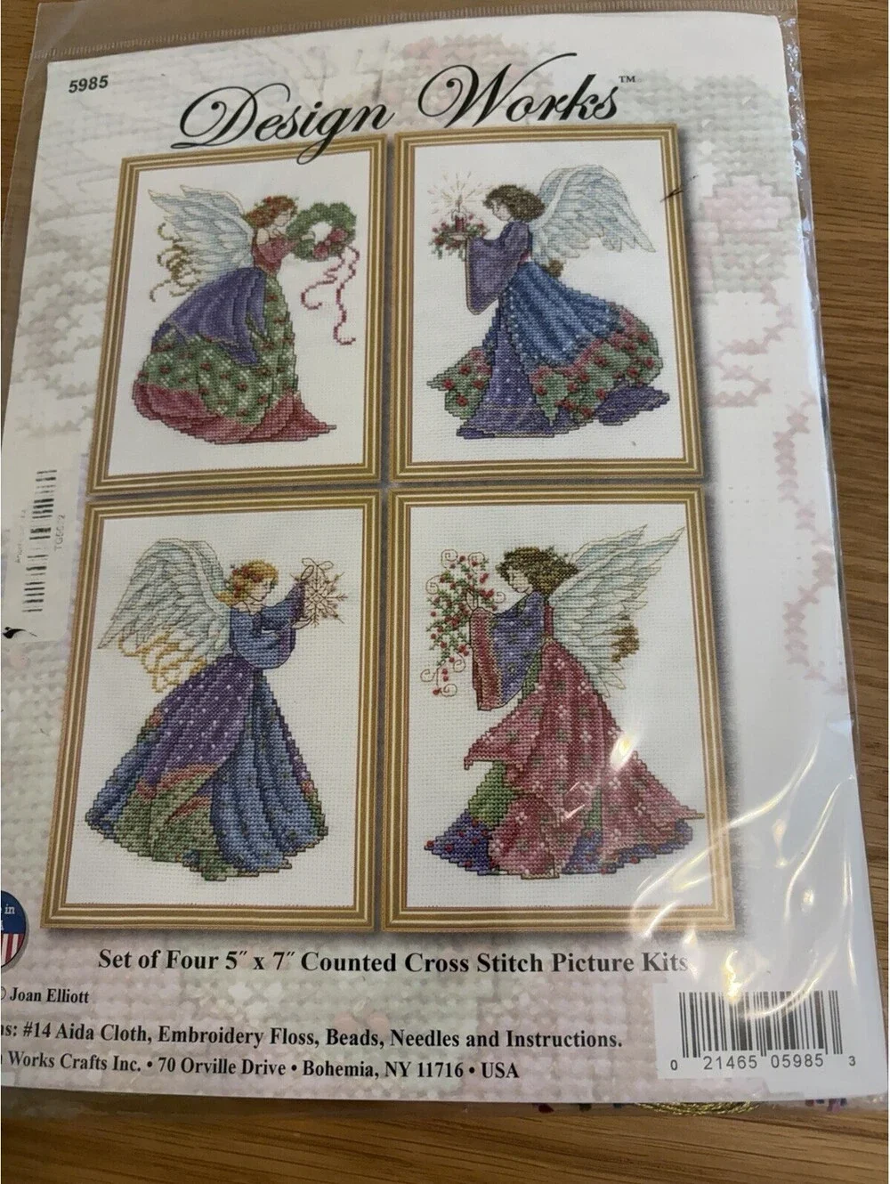Design Works CHRISTMAS ANGELS Counted Cross Stitch Kit  Set of 4 Pictures New
